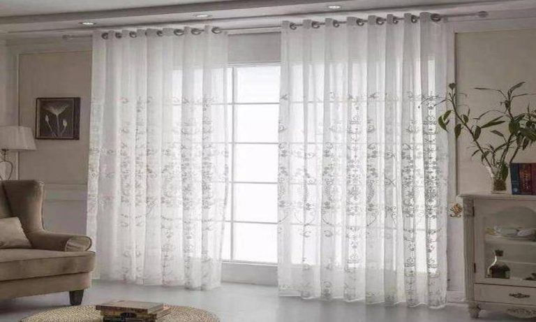 Why people choose lace curtains over silk curtains